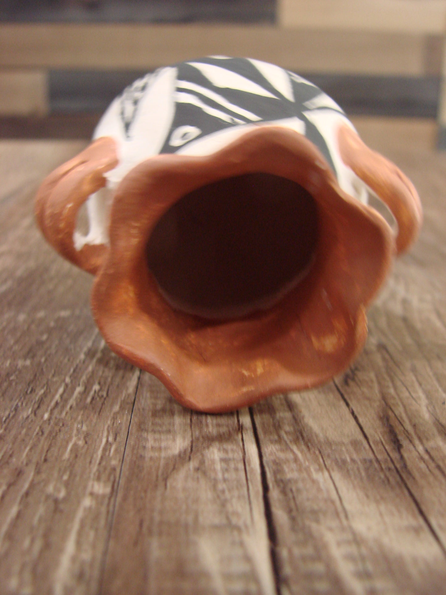 Small Native American Acoma Hand Made Clay Pottery by Leno