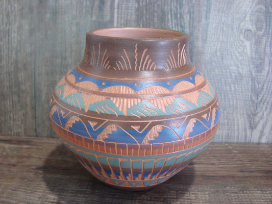 Native American Hand Etched & Hand Painted Pottery - Gilmore