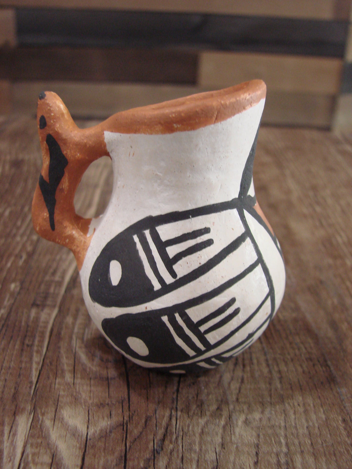 Small Native American Acoma Hand Made Clay Pottery by Leno