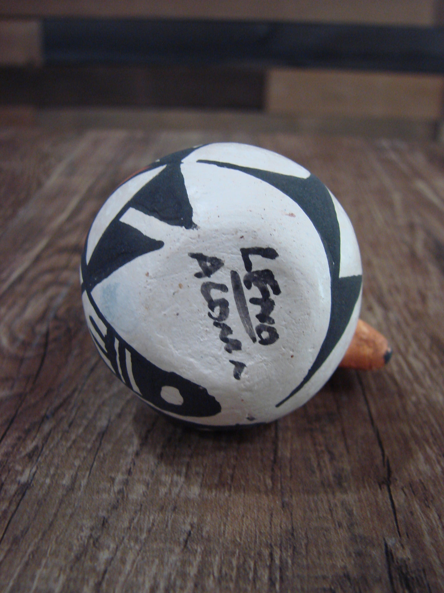Small Native American Acoma Hand Made Clay Pottery by Leno