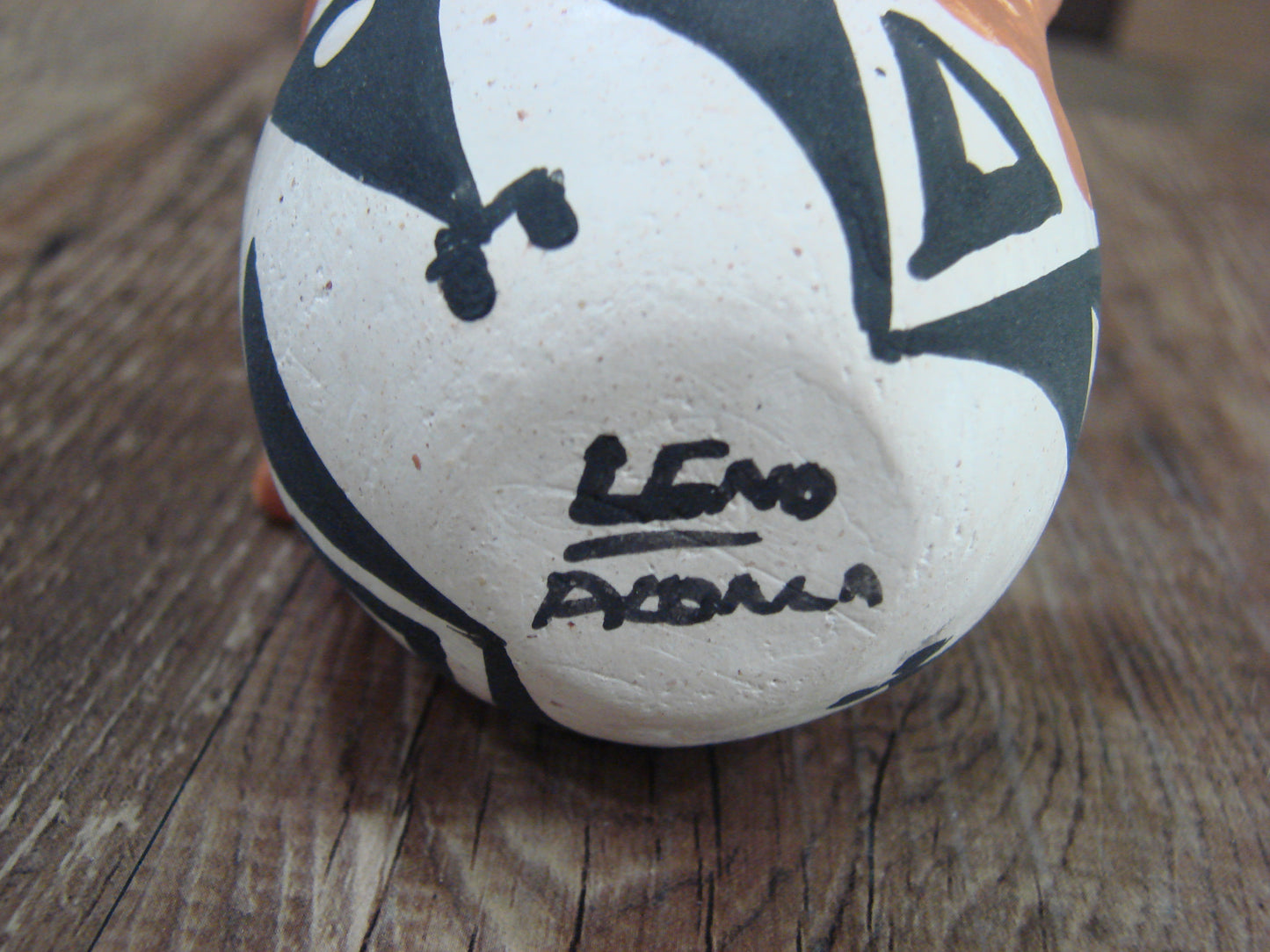 Small Native American Acoma Hand Made Clay Pottery by Leno