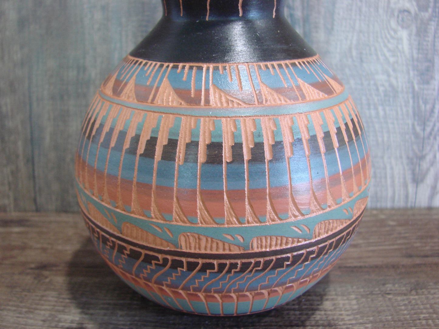 Native American Hand Etched & Hand Painted Pottery - Gilmore