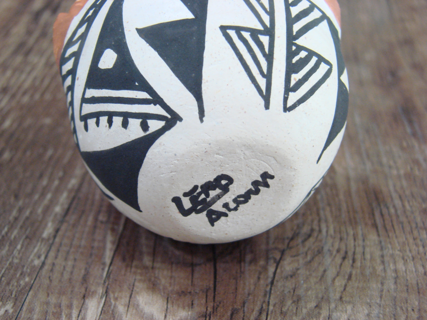 Small Native American Acoma Hand Made Clay Pottery by Leno
