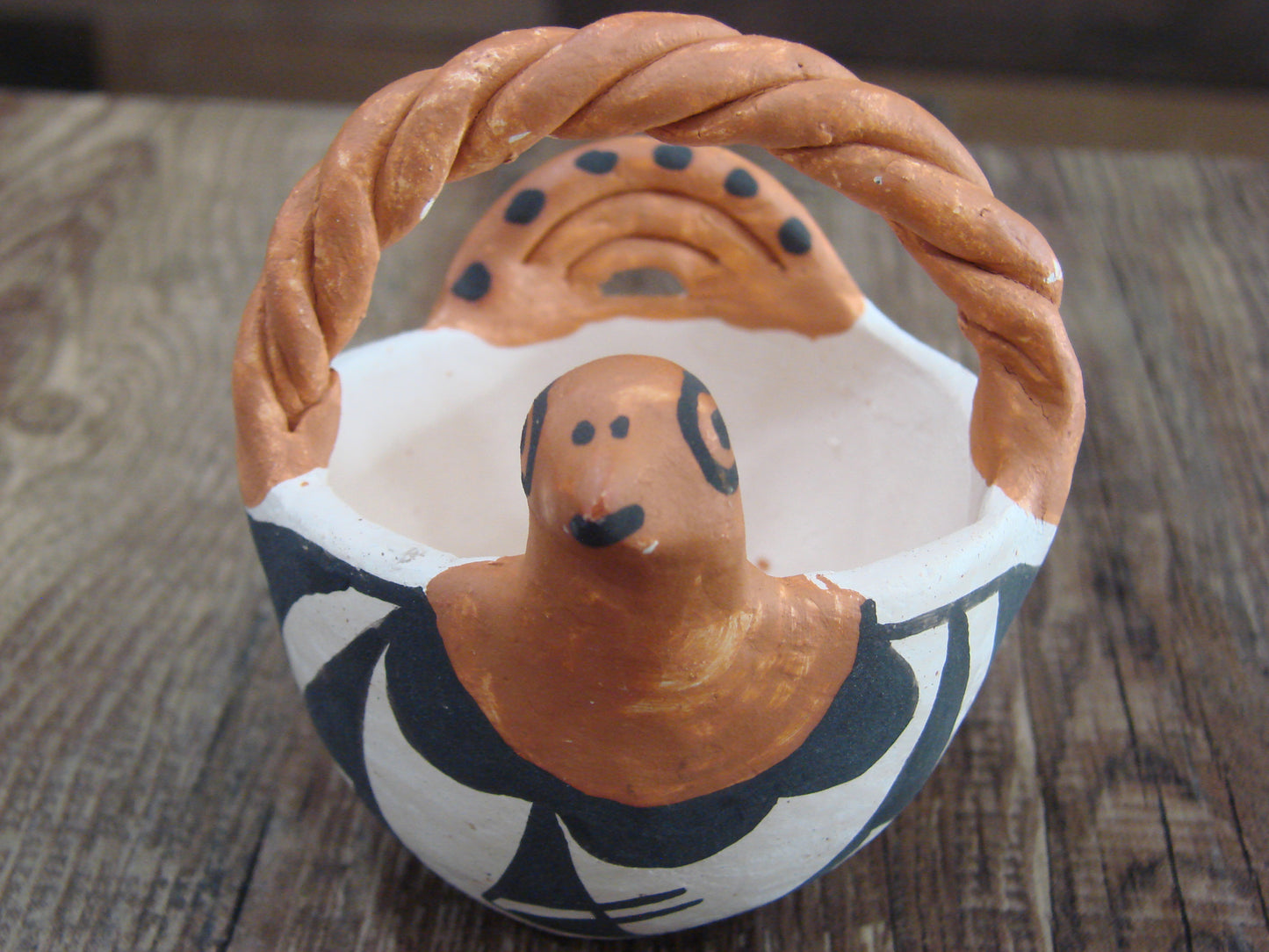 Small Native American Acoma Hand Made Clay Pottery by Leno