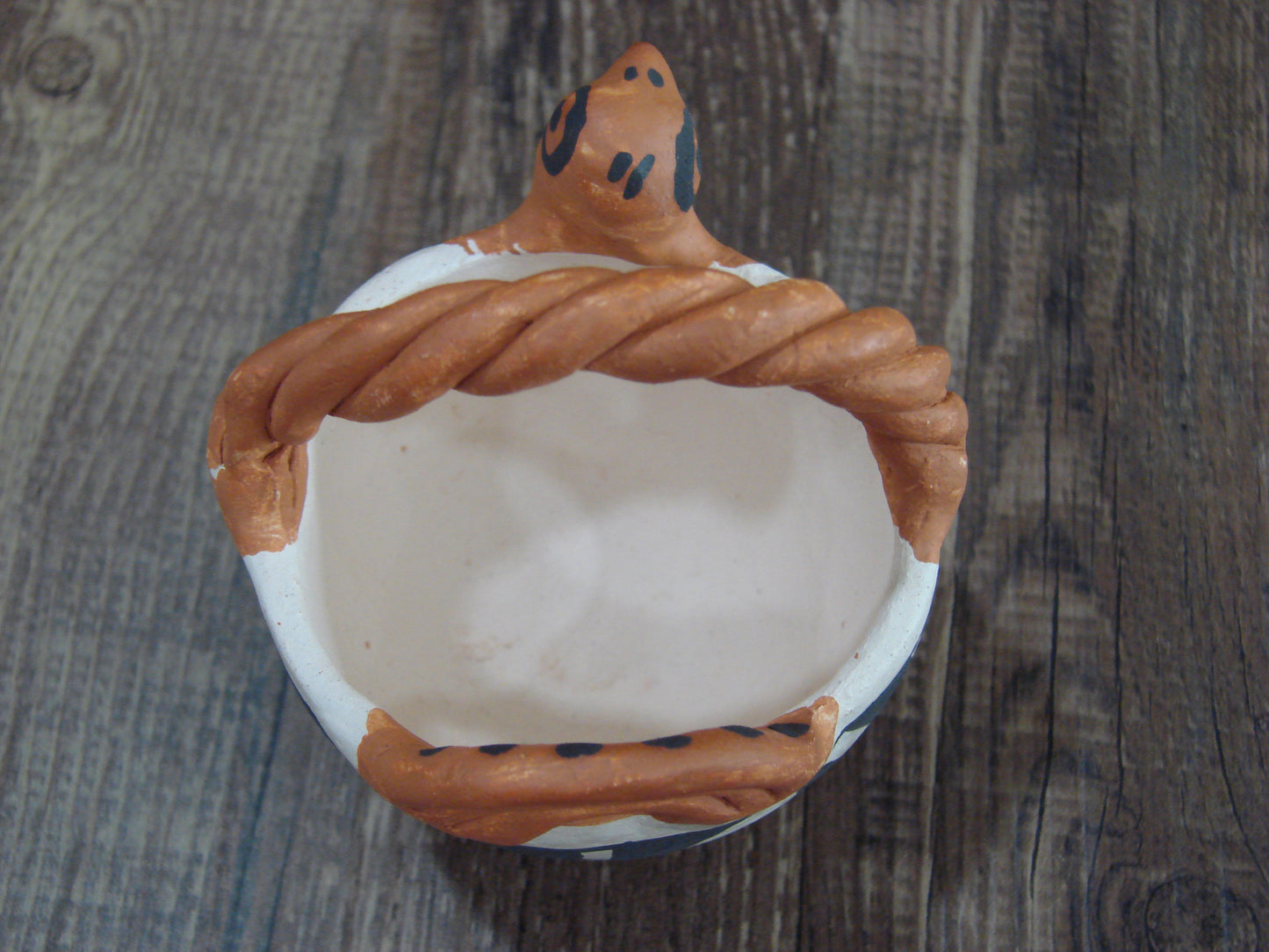 Small Native American Acoma Hand Made Clay Pottery by Leno