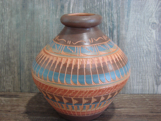 Native American Hand Etched & Hand Painted Pottery - Gilmore