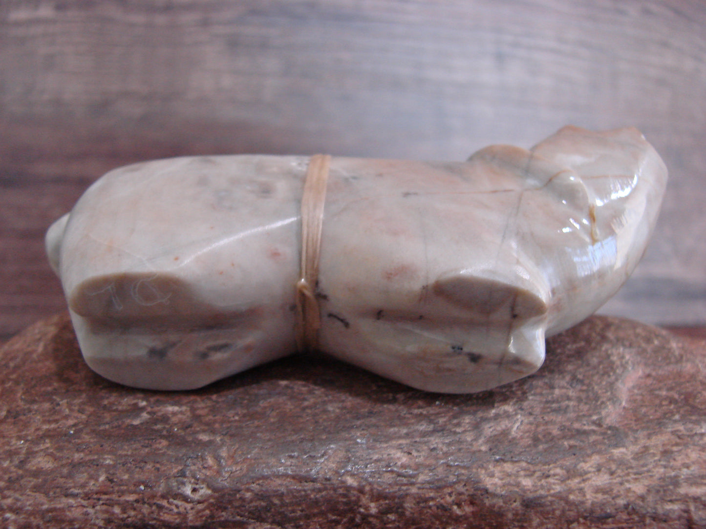 Native American Zuni Indian Hand Carved Mountain Lion Marble Fetish- Leekya