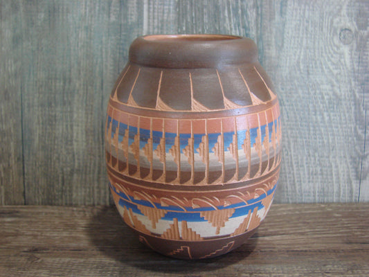 Native American Hand Etched & Hand Painted Pottery - Gilmore