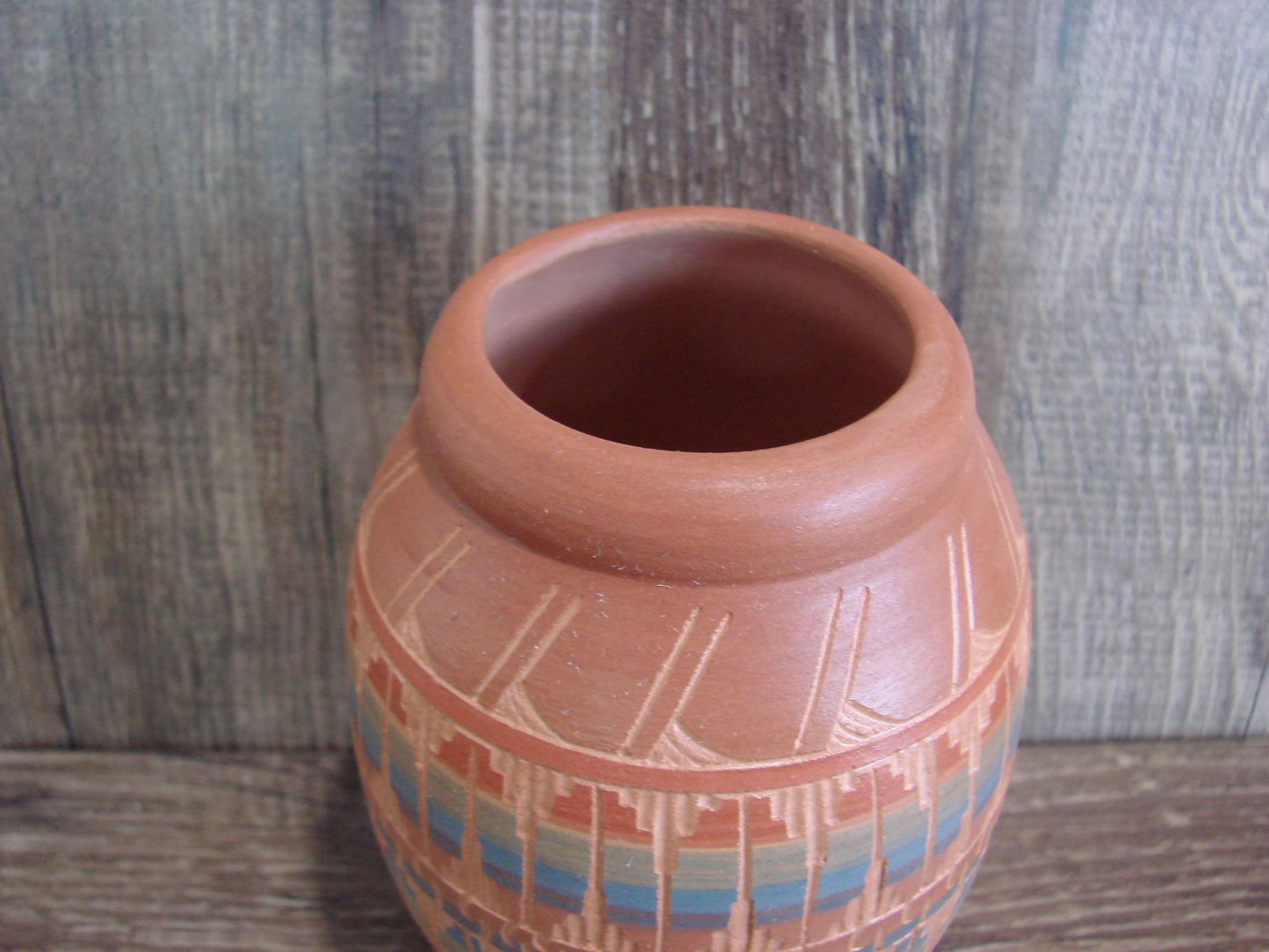 Native American Hand Etched & Hand Painted Pottery - Gilmore