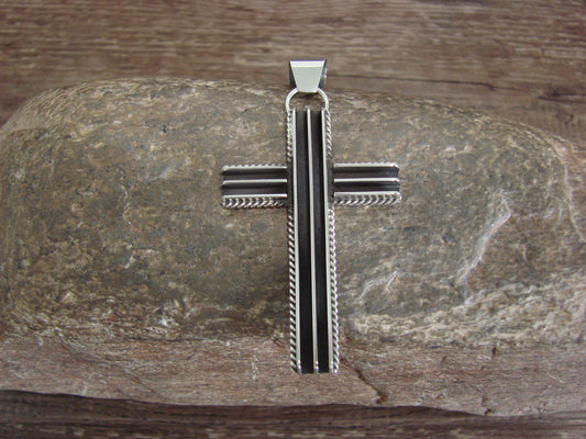 Native American Indian Sterling Silver Ribbed Cross Pendant by Yazzie