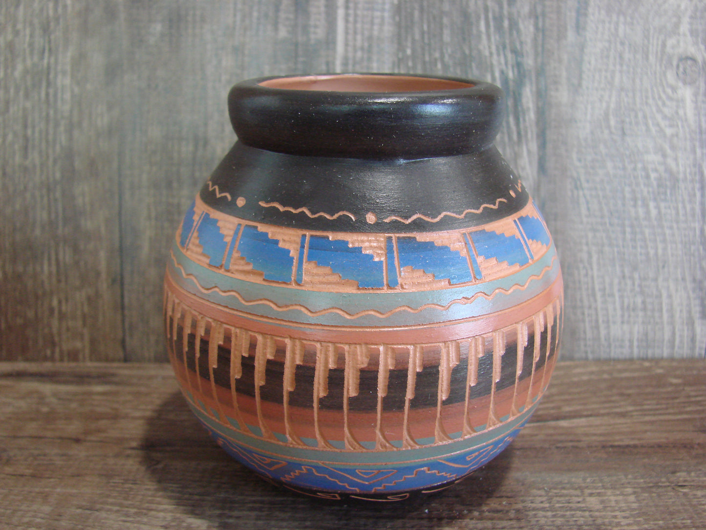 Native American Hand Etched & Hand Painted Pottery - Gilmore