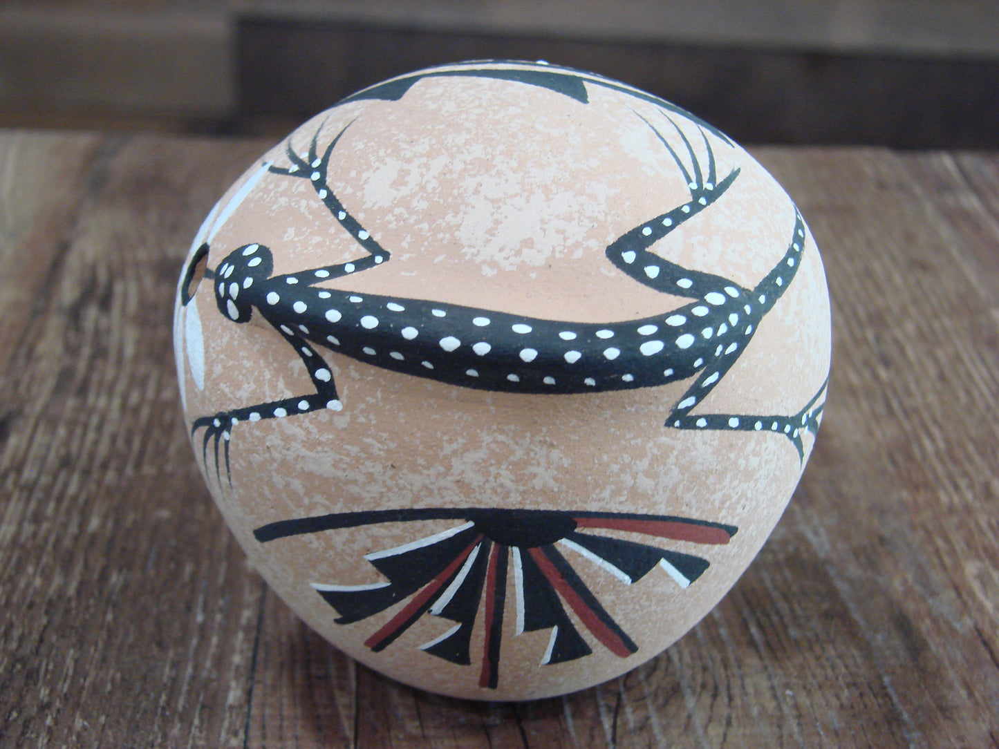 Native American Jemez Indian Handmade Clay Lizard Seed Pot by Chinana