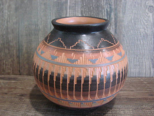 Native American Hand Etched & Hand Painted Pottery - Gilmore