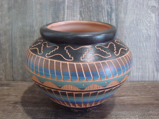 Native American Hand Etched & Hand Painted Pottery - Gilmore