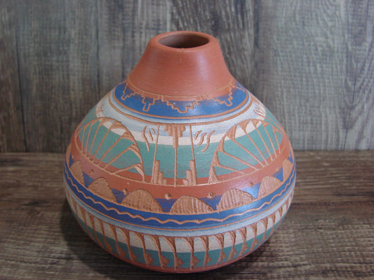 Native American Hand Etched & Hand Painted Pottery - Gilmore