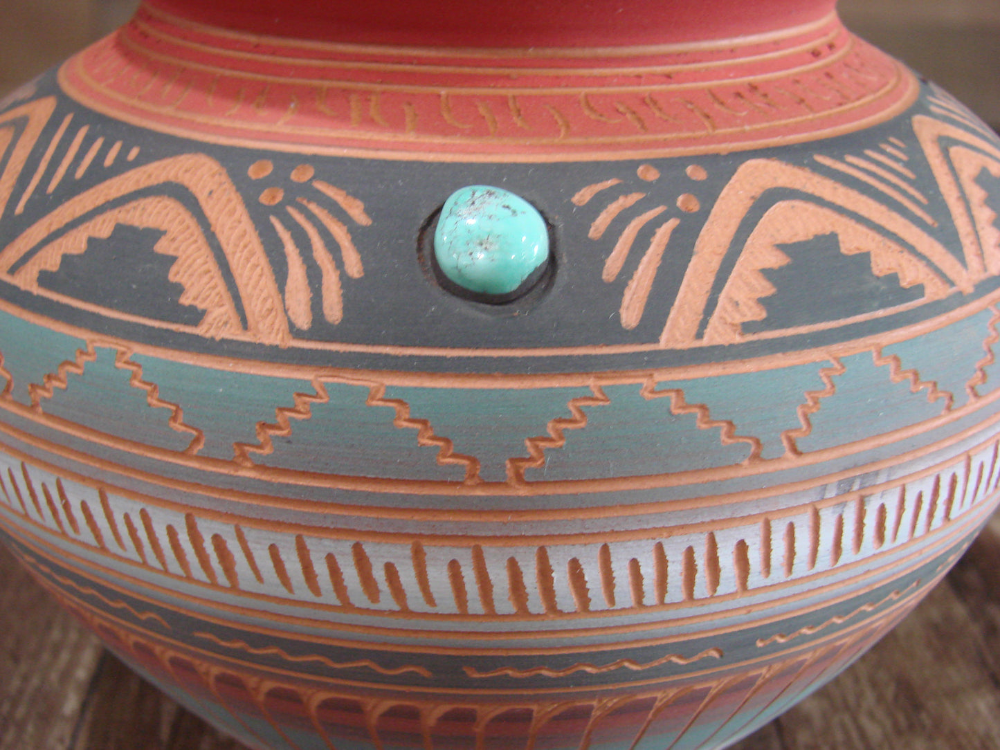 Native American Navajo Indian Hand Etched & Hand Painted Pottery - Valencia