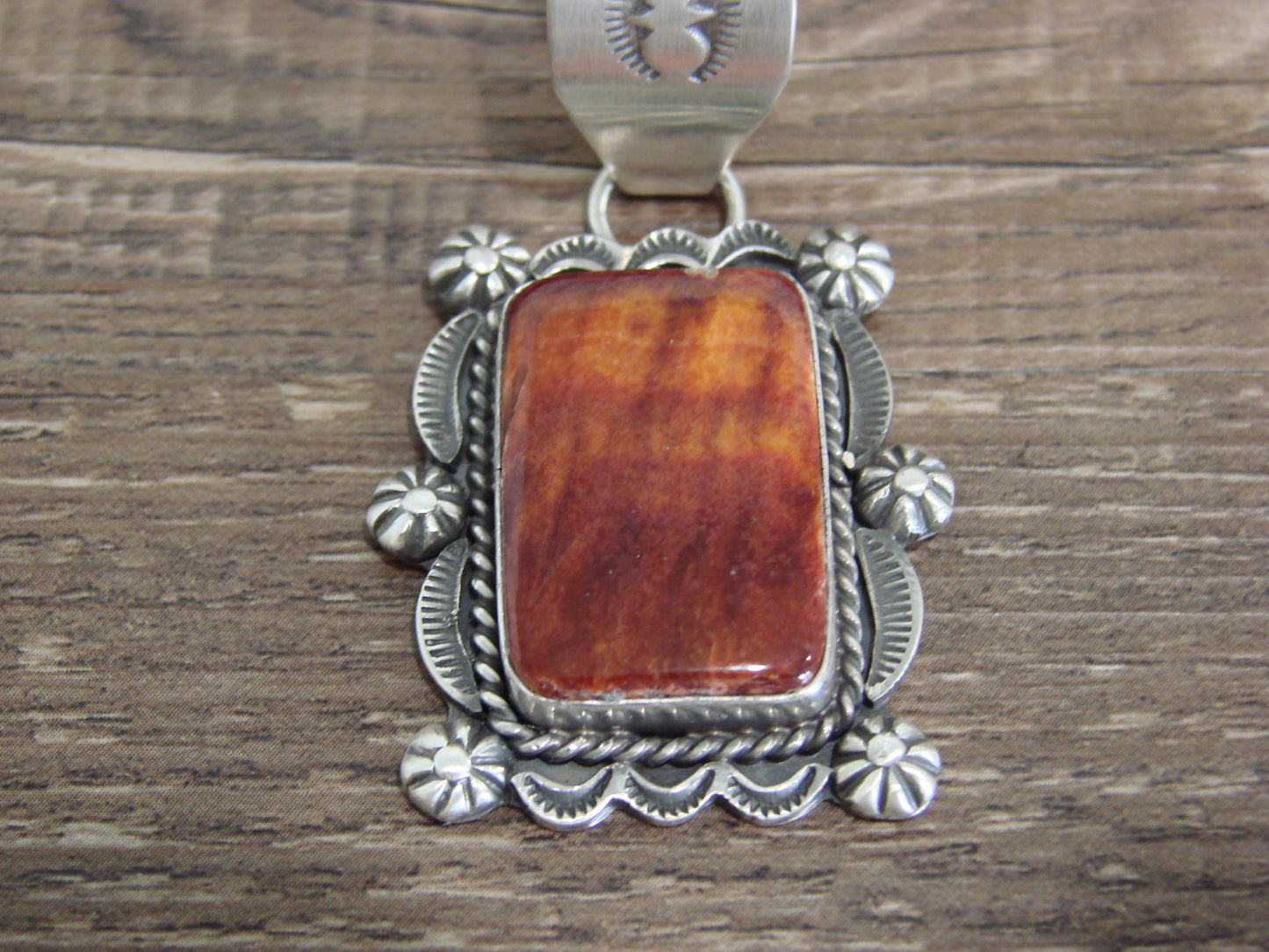 Native American Sterling Silver Spiny Oyster Pendant Signed Dawes