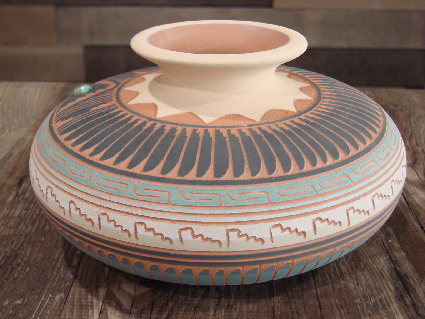 Native American Navajo Hand Etched & Hand Painted Pottery - Valencia