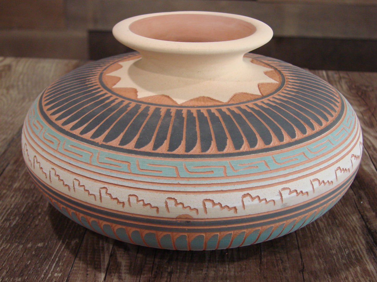 Native American Navajo Hand Etched & Hand Painted Pottery - Valencia