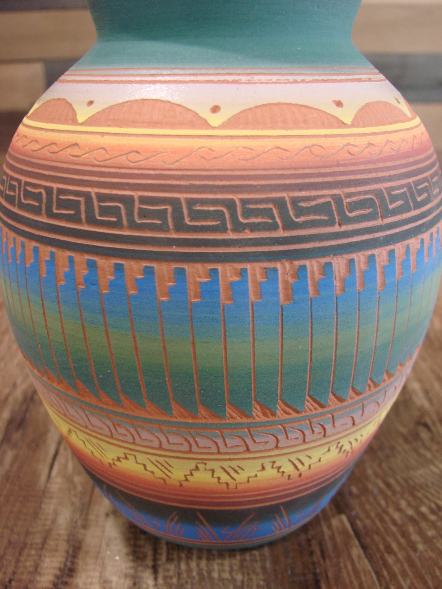 Native American Navajo Hand Etched & Hand Painted Pottery - SAM