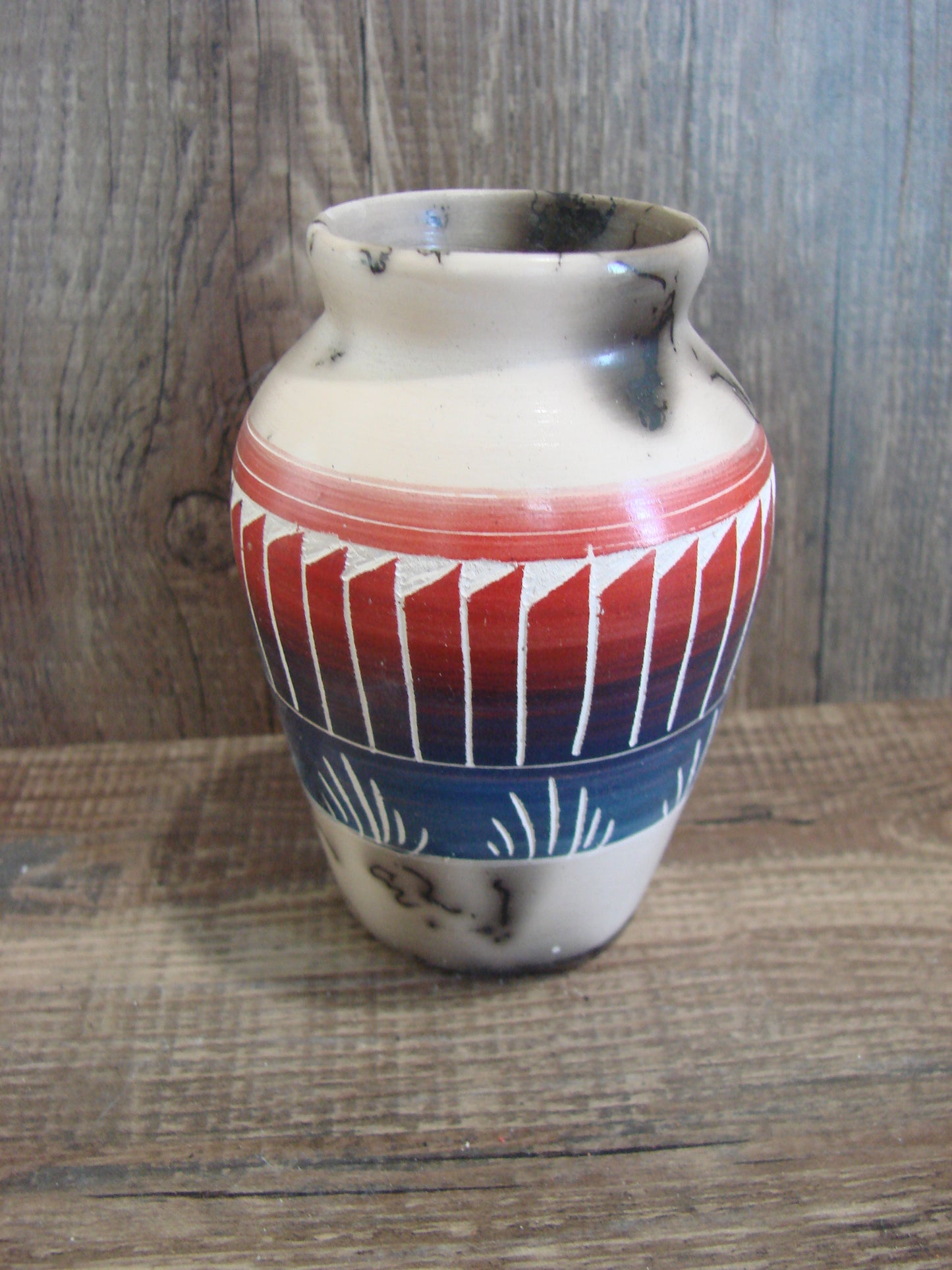 Small Native American Hand Etched Horse Hair Pottery - Benally