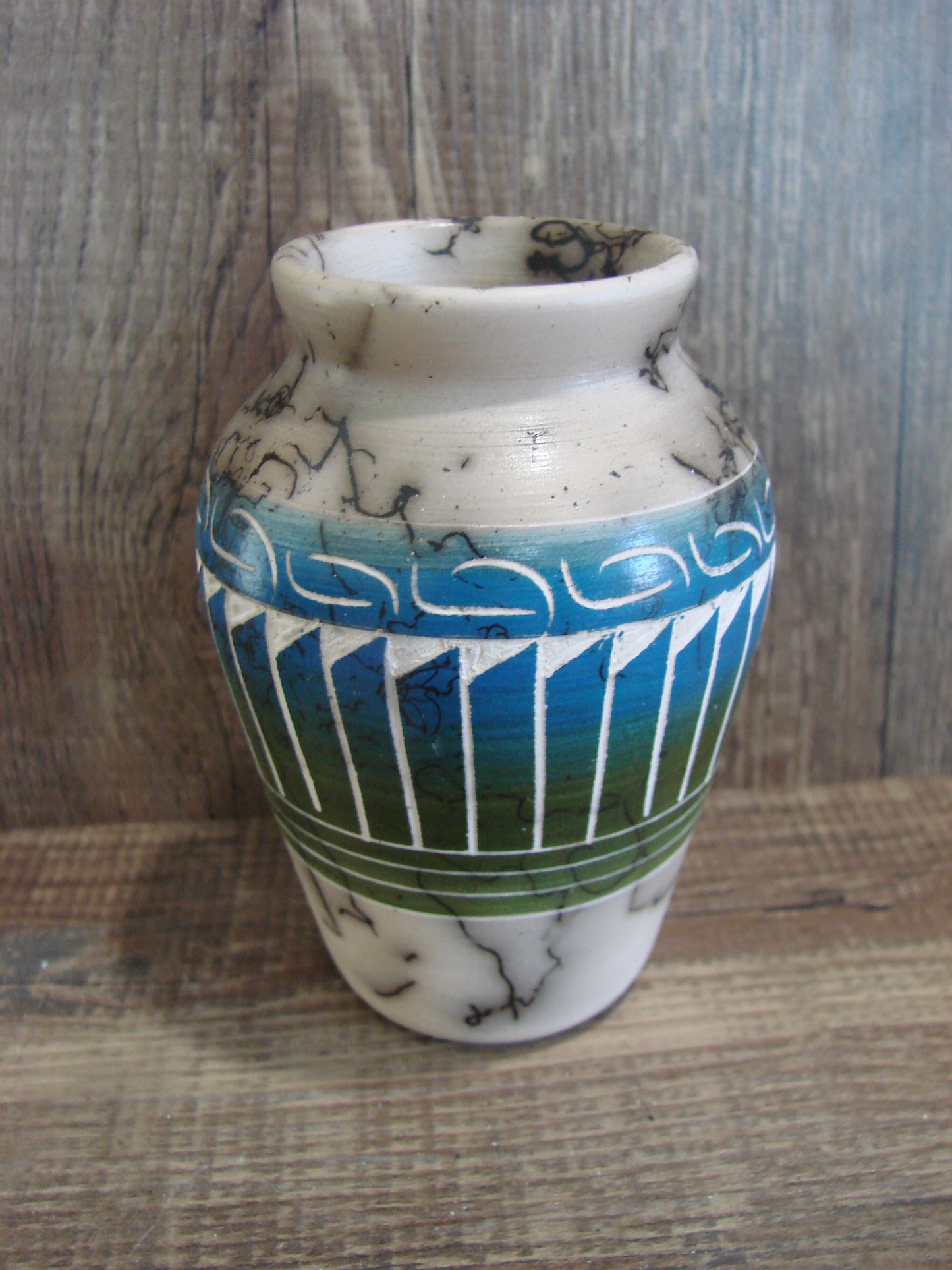 Small Native American Hand Etched Horse Hair Pottery - Benally