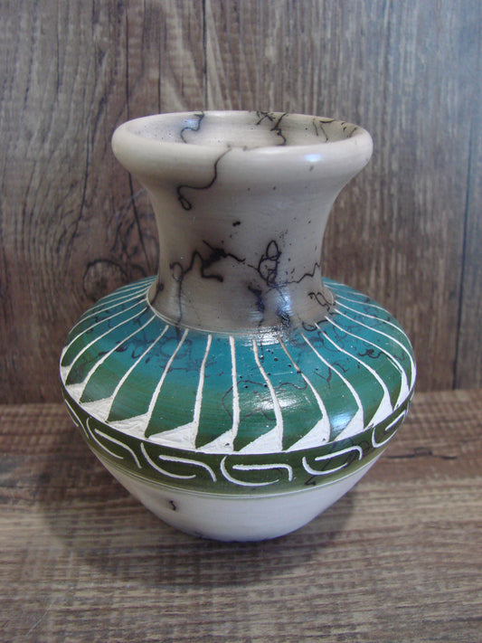 Small Native American Hand Etched Horse Hair Pottery - Benally