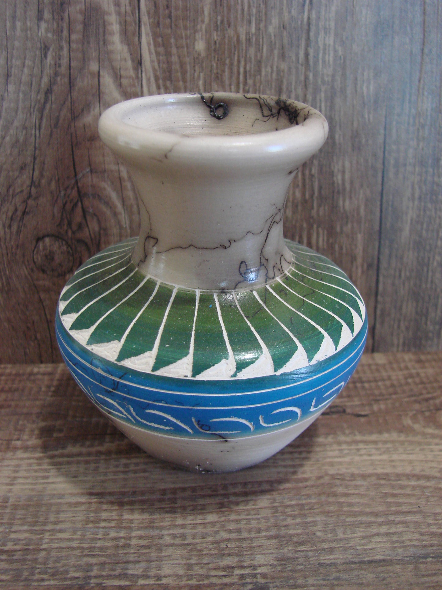 Small Native American Hand Etched Horse Hair Pottery - Benally