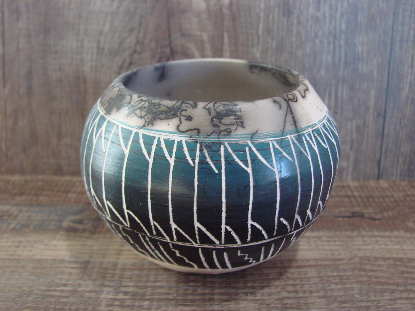 Small Native American Hand Etched Horse Hair Pottery - Benally