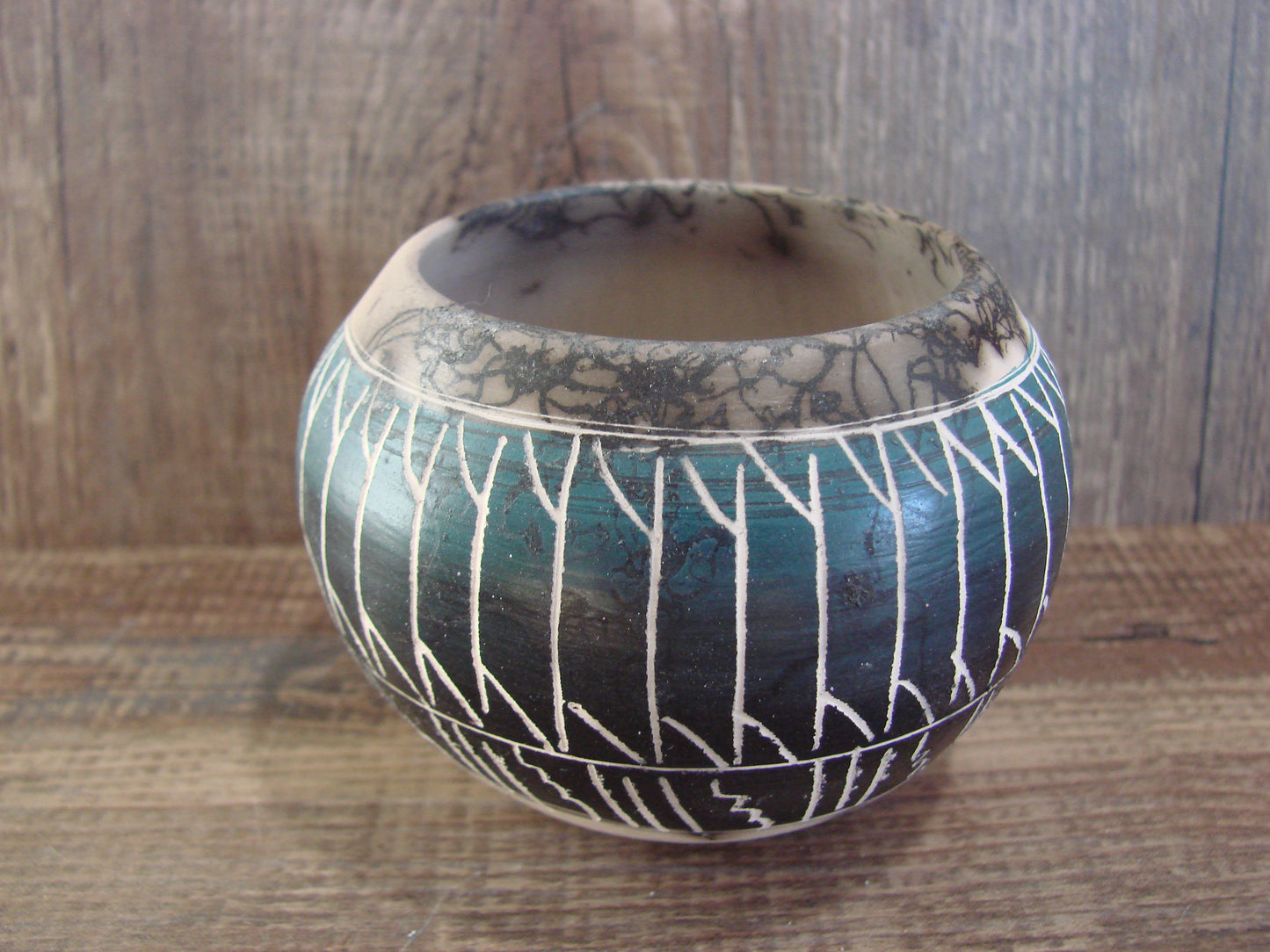Small Native American Hand Etched Horse Hair Pottery - Benally