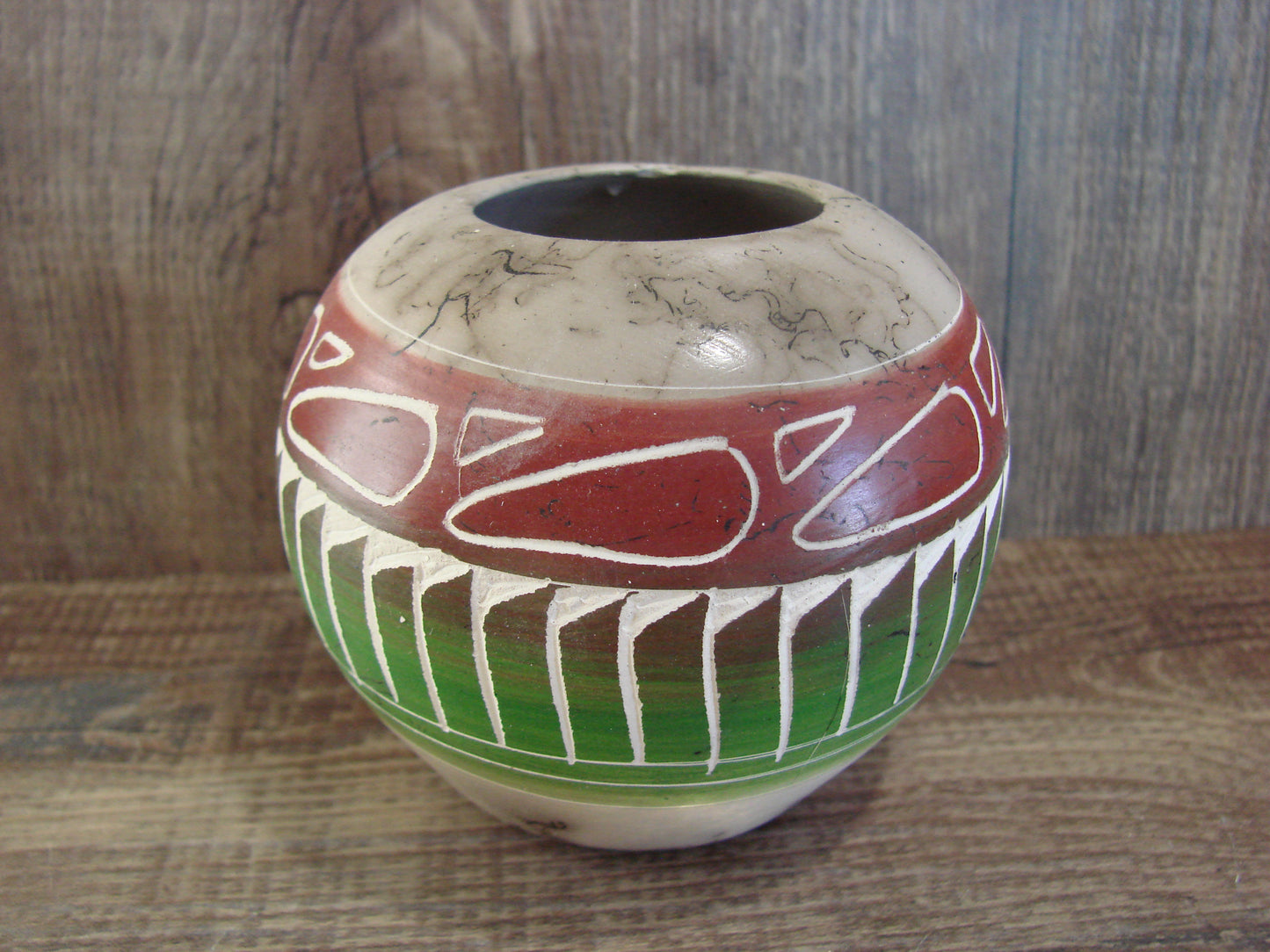 Small Native American Hand Etched Horse Hair Pottery - Benally