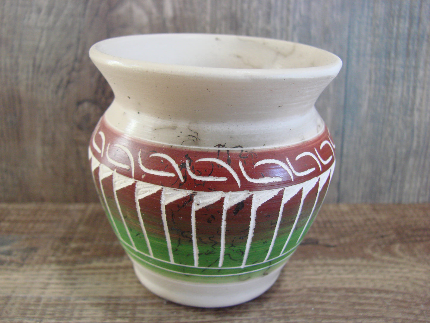 Small Native American Hand Etched Horse Hair Pottery - Benally