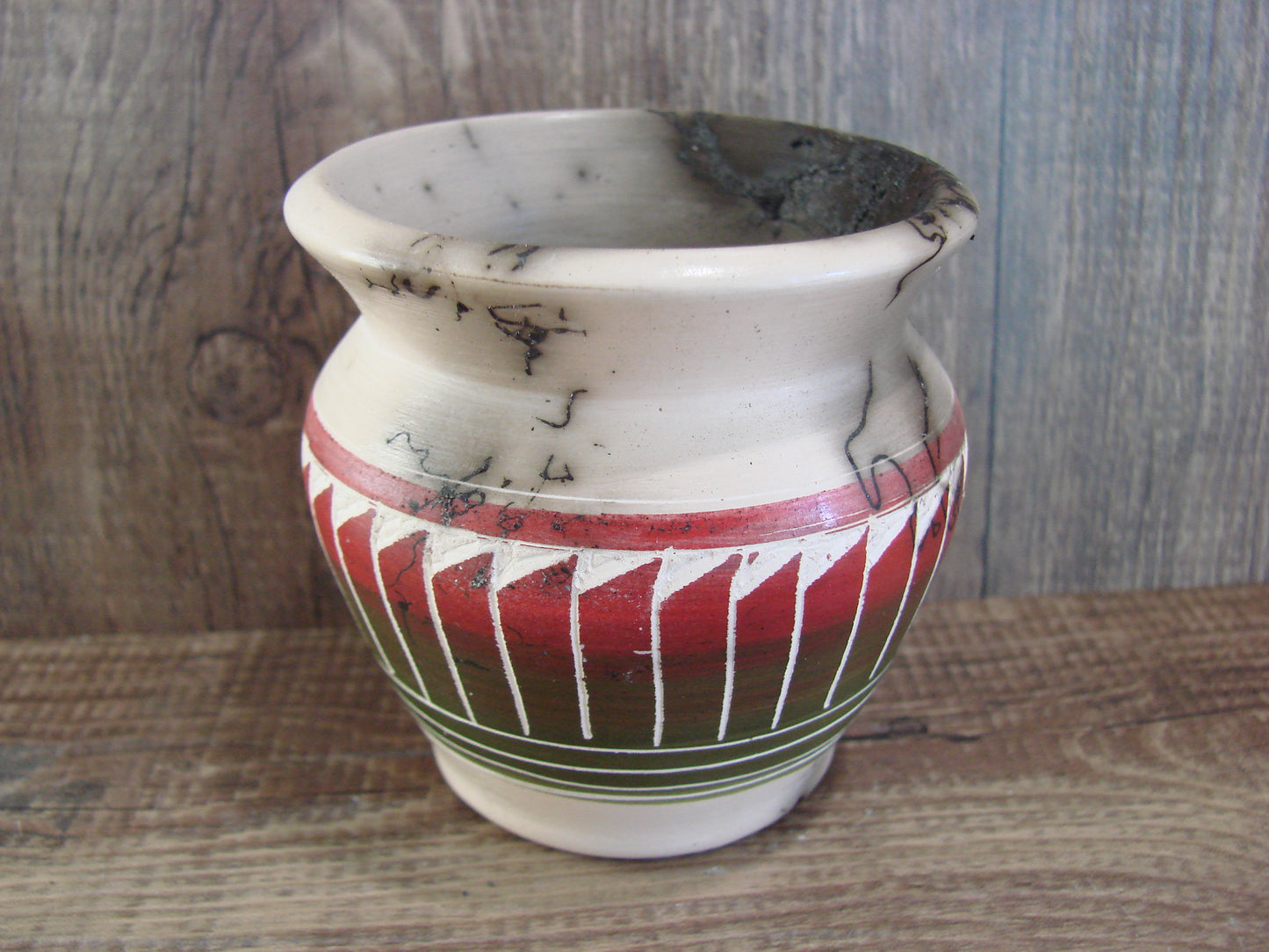 Small Native American Hand Etched Horse Hair Pottery - Benally