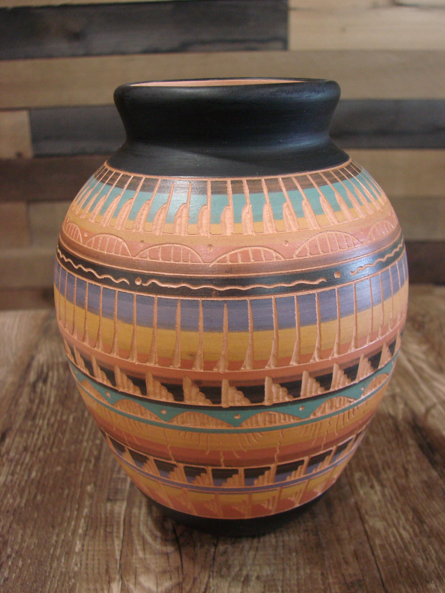 Native American Hand Etched & Hand Painted Pottery - Gilmore