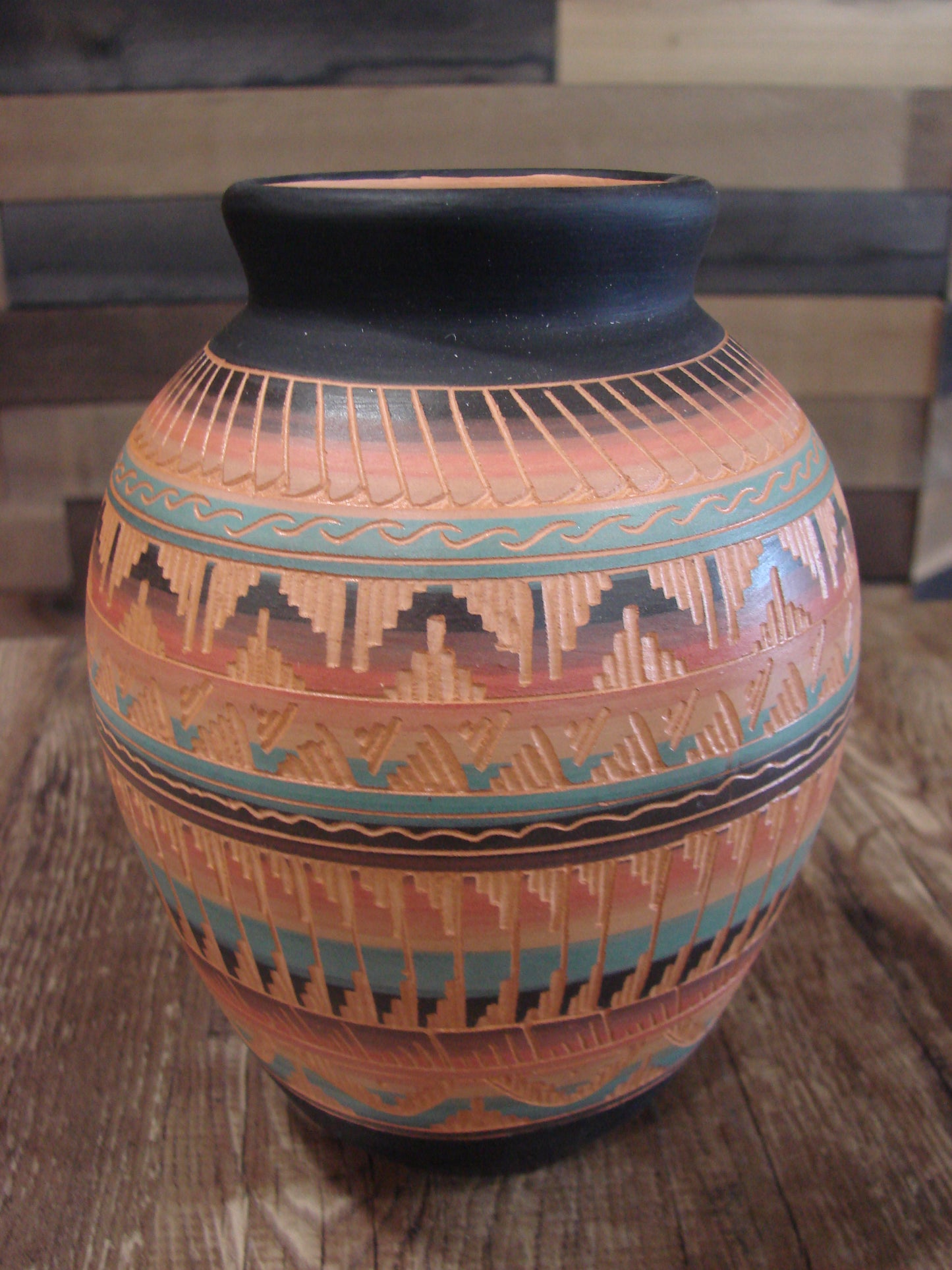Native American Hand Etched & Hand Painted Pottery - Gilmore