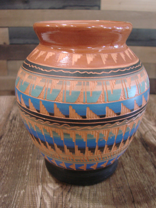 Native American Hand Etched & Hand Painted Pottery - Gilmore