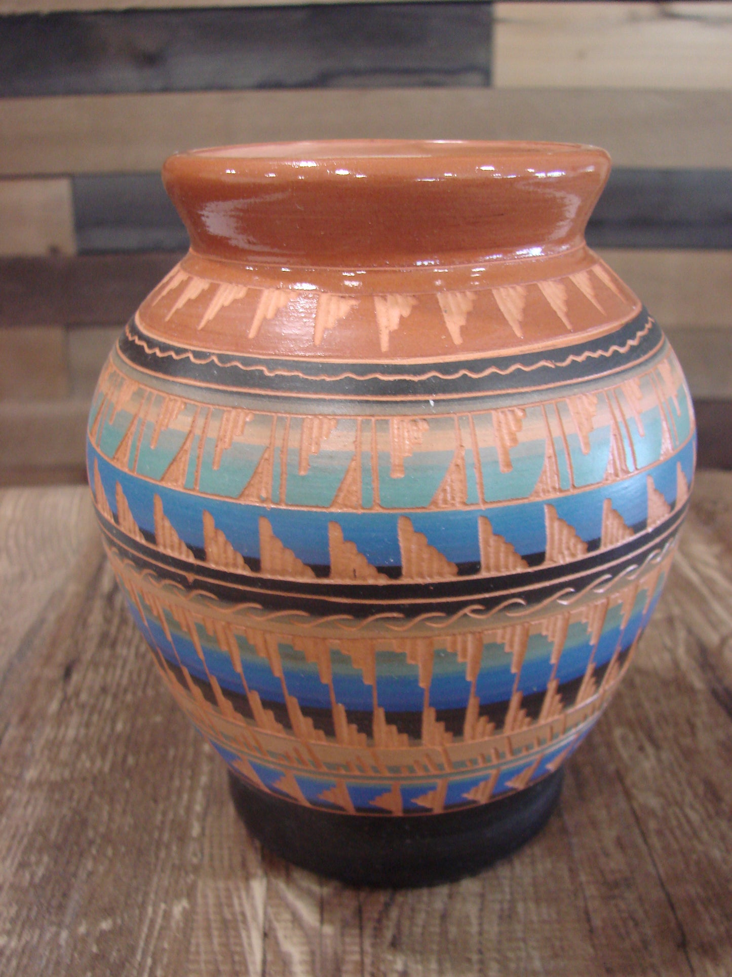 Native American Hand Etched & Hand Painted Pottery - Gilmore