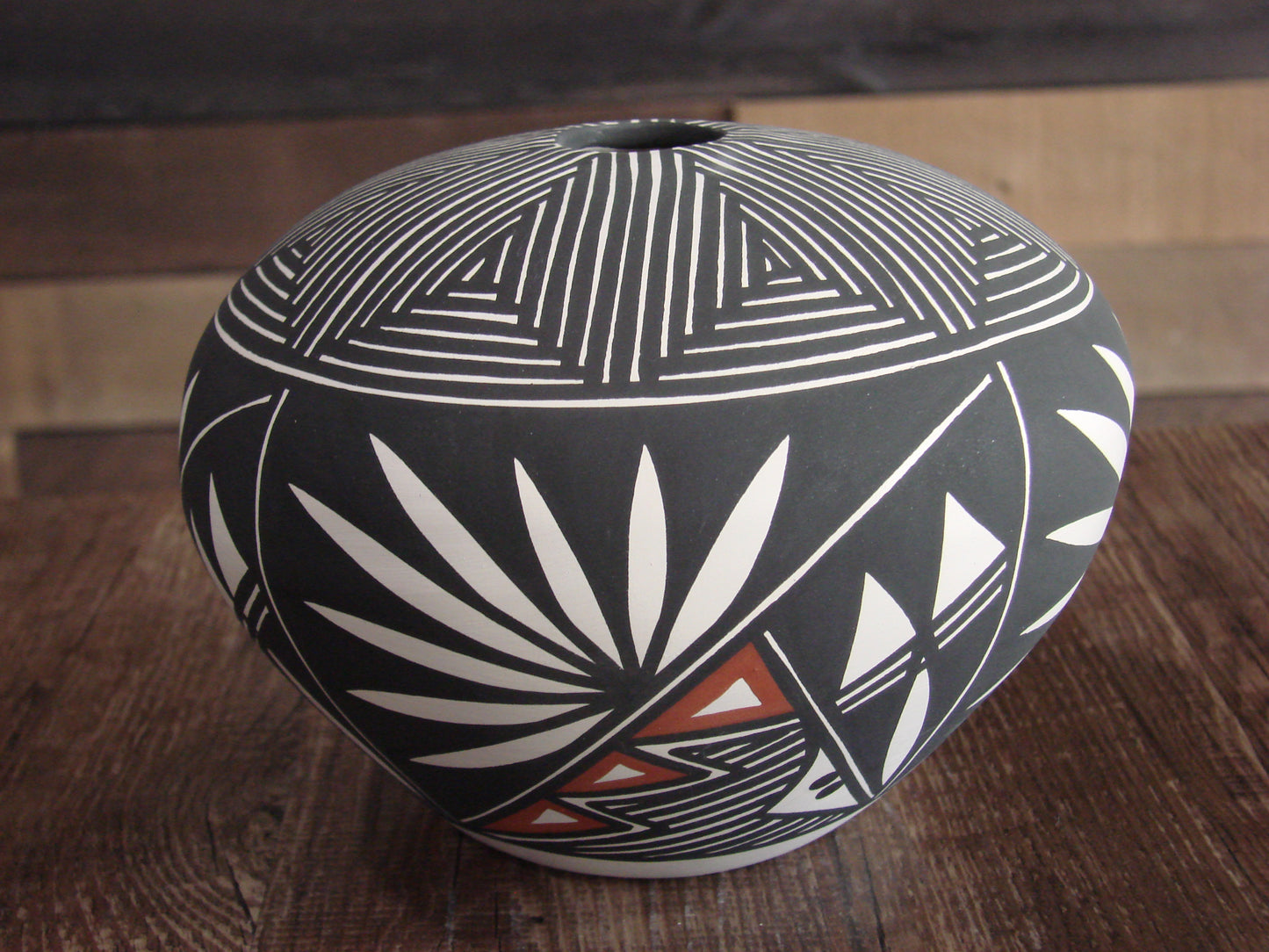 Native American Acoma Pueblo Fine Line Hand Painted Pottery by Victorino
