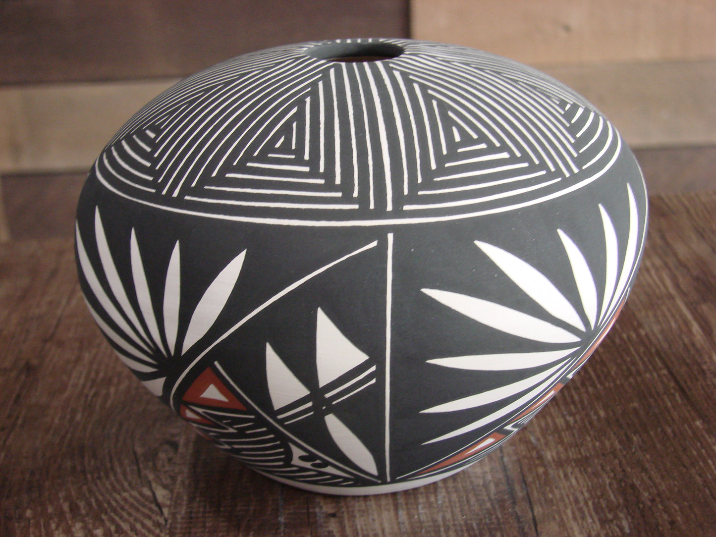 Native American Acoma Pueblo Fine Line Hand Painted Pottery by Victorino