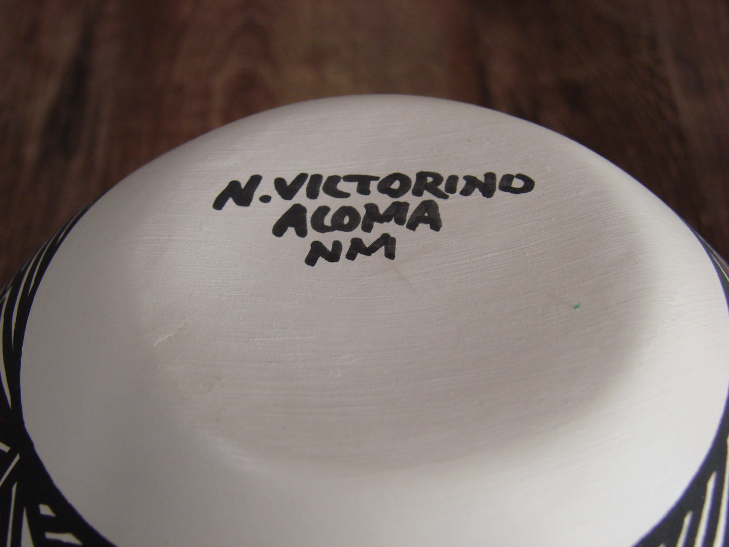 Native American Acoma Pueblo Fine Line Hand Painted Pottery by Victorino