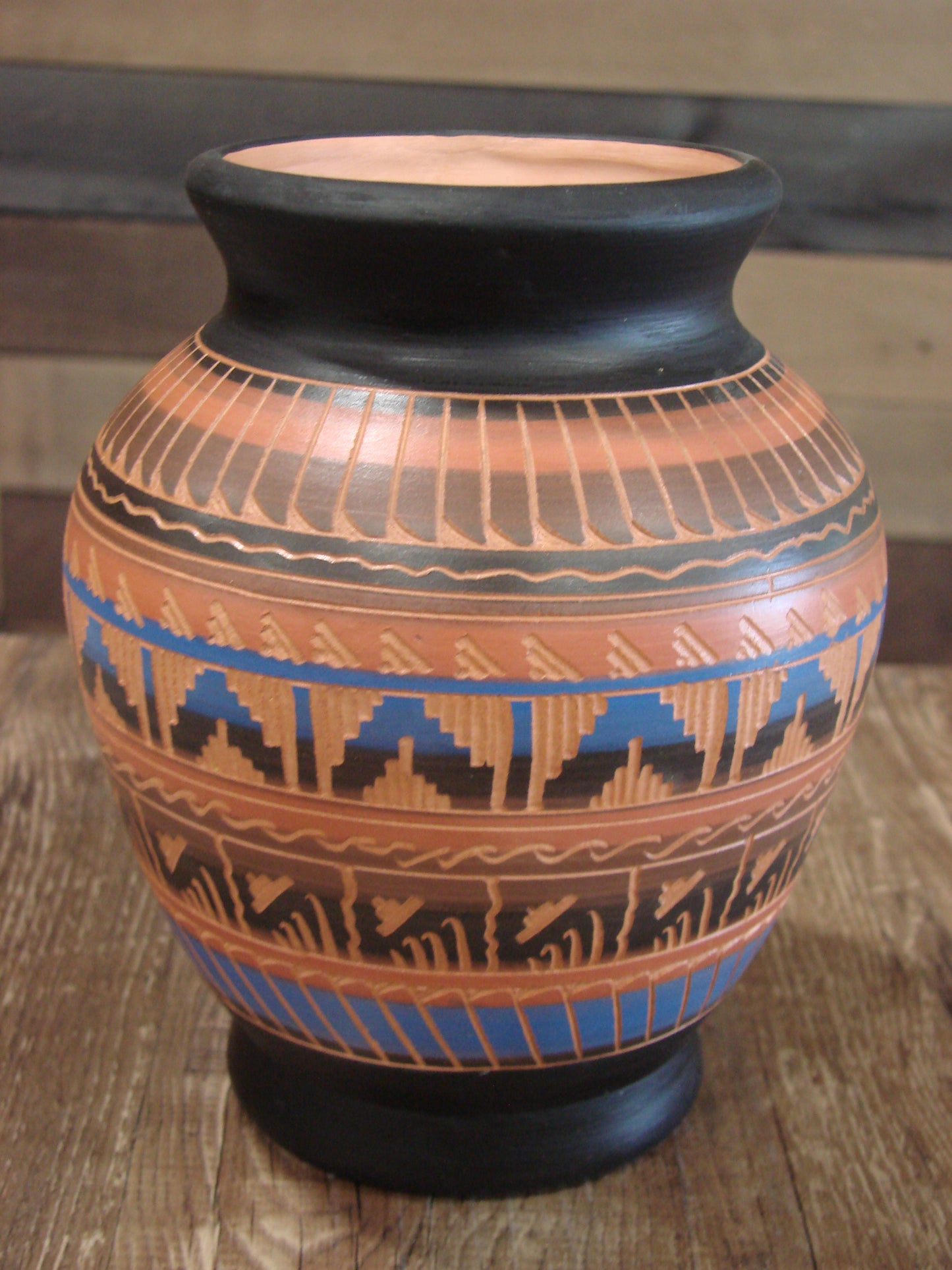 Native American Hand Etched & Hand Painted Pottery - Gilmore