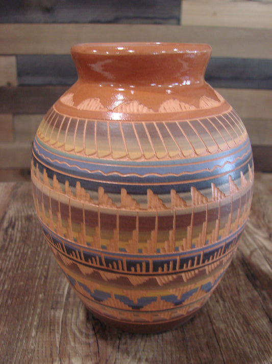 Native American Hand Etched & Hand Painted Pottery - Gilmore