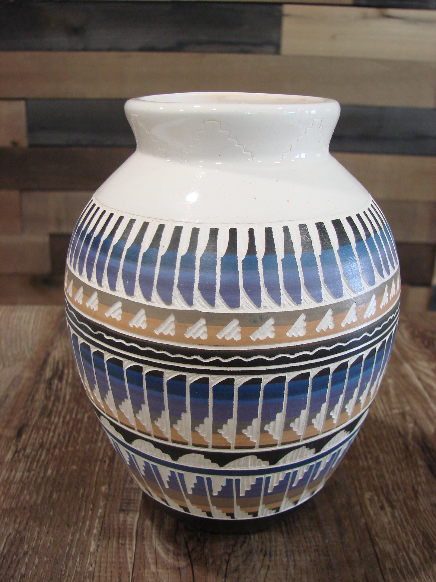 Native American Hand Etched & Hand Painted Pottery - Gilmore