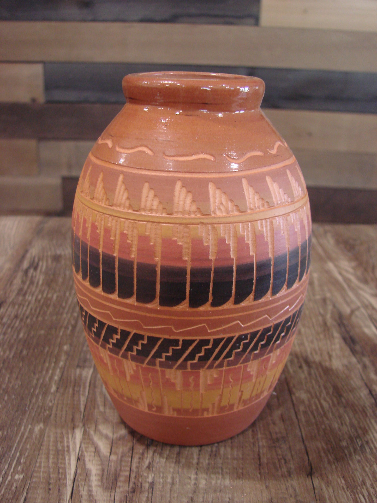 Native American Hand Etched & Hand Painted Pottery - Gilmore