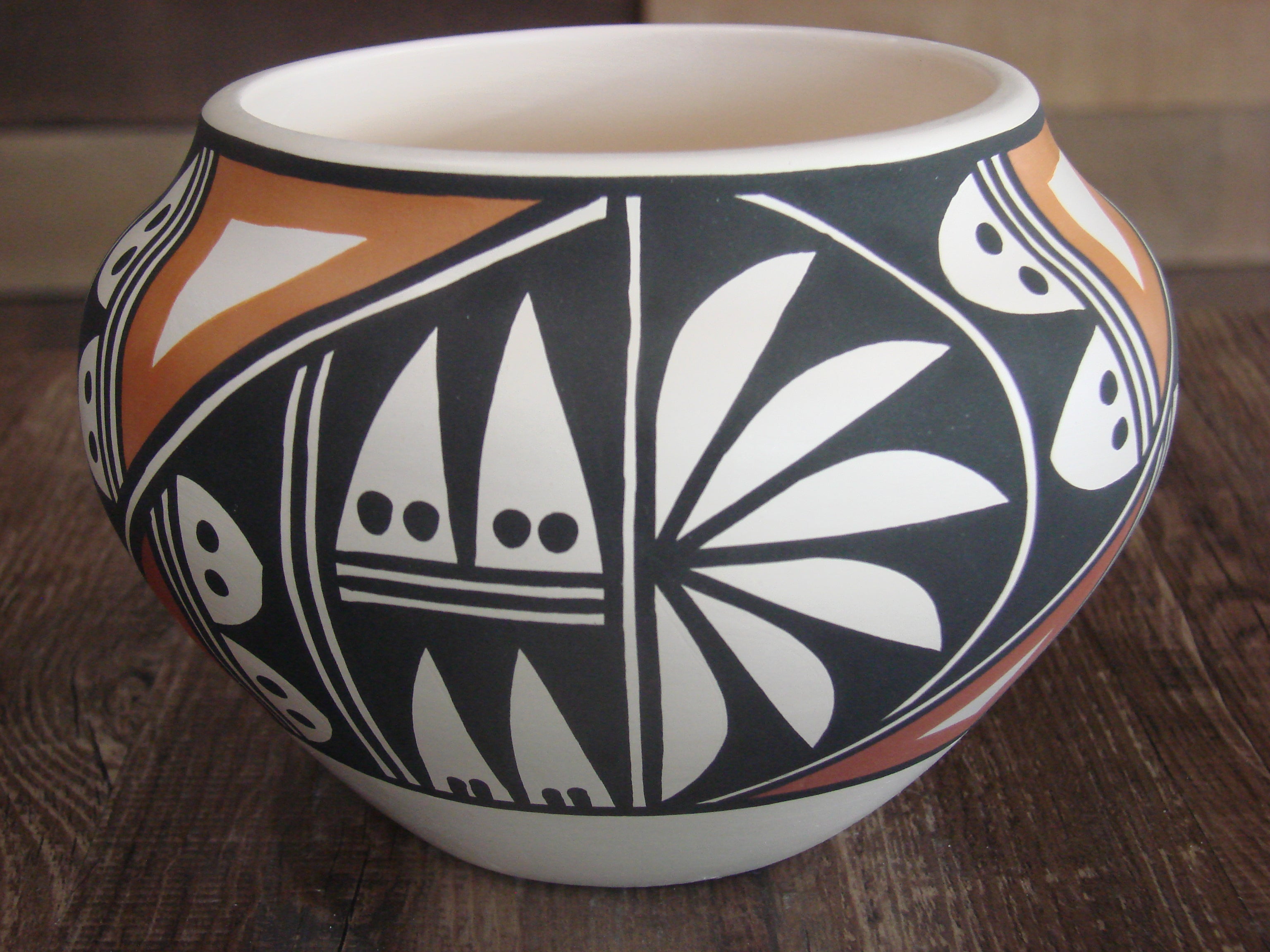 Native American Fine Line Hand Painted Pottery by L. Joe– NTNM