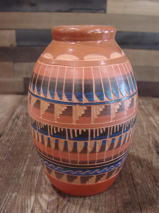 Native American Hand Etched & Hand Painted Pottery - Gilmore