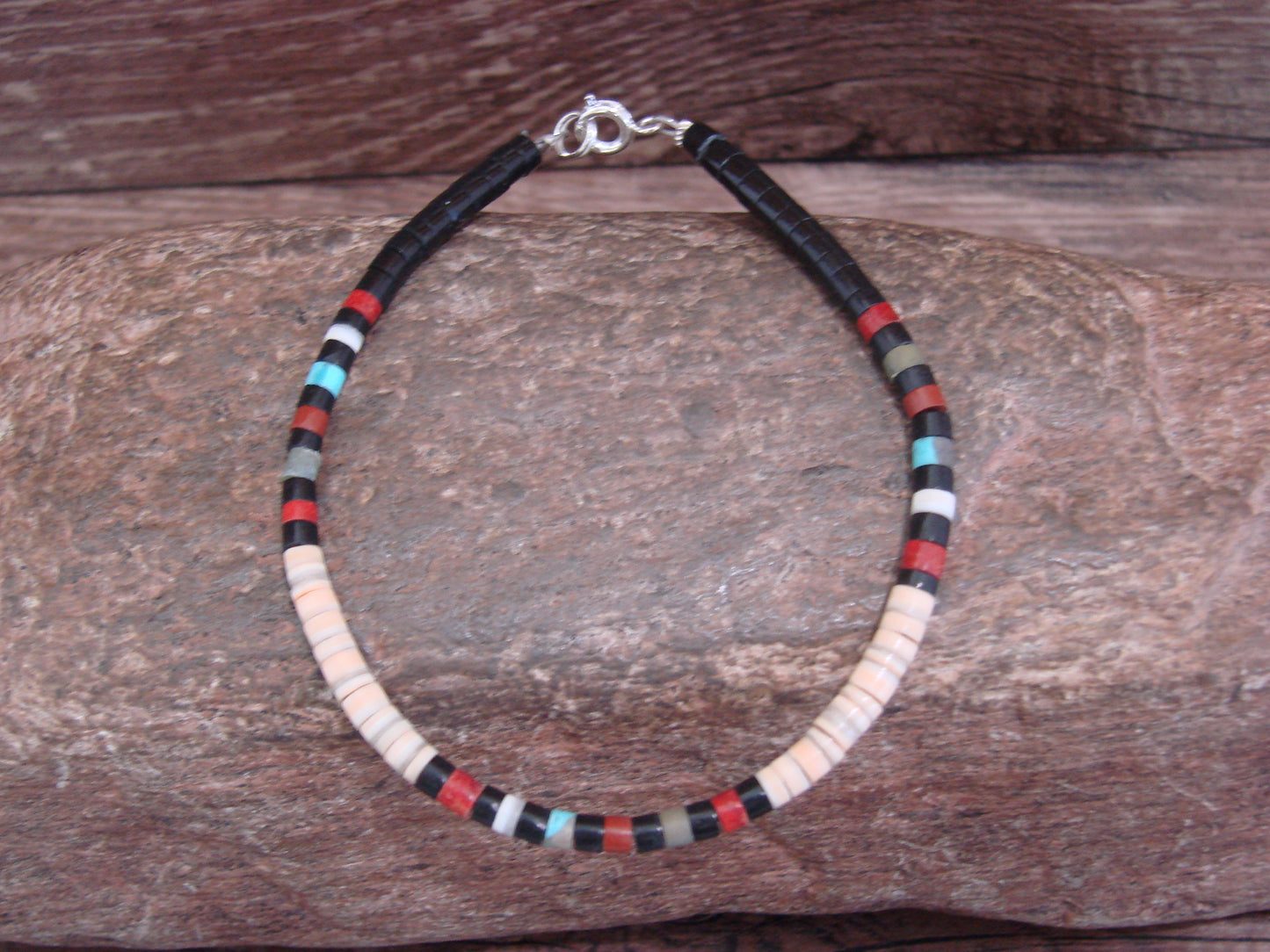 Native American Shell Heishi Bracelet by Calabaza
