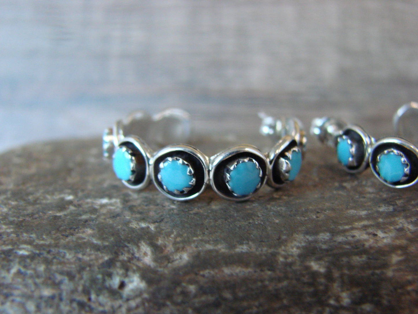 Native American Indian Sterling Silver & Turquoise 1" Hoop Earrings - Lonasee