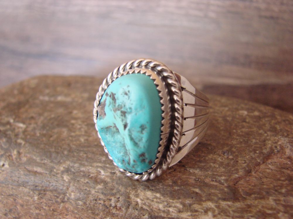 Store VTG indigenous handmade Sterling Turquoise Ring 9.5